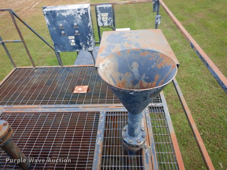 image for item DH6225 Tulsa Rig Iron MCS325 vacuum reclaimer