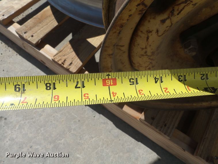 image for item DH7751 (6) sheaves