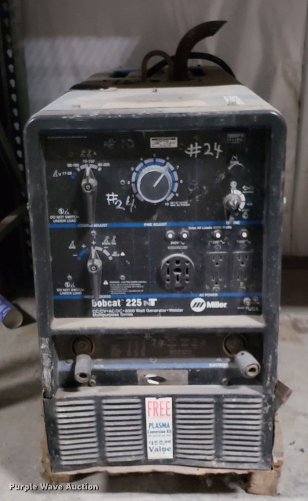 image for item HX9614 Miller Bobcat 225NT  welder/generator