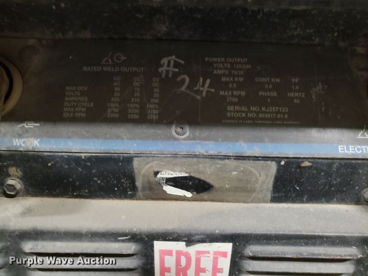 image for item HX9614 Miller Bobcat 225NT  welder/generator