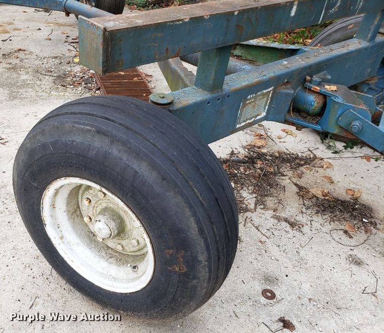 image for item IC9914 Running gear