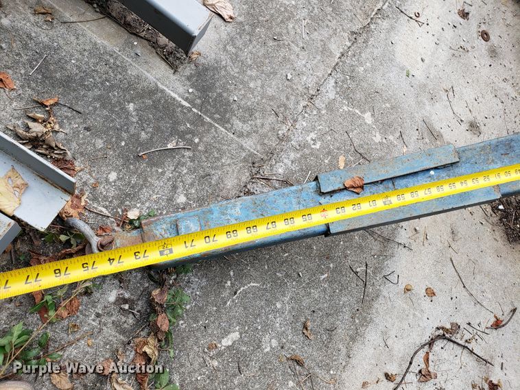 image for item IC9914 Running gear