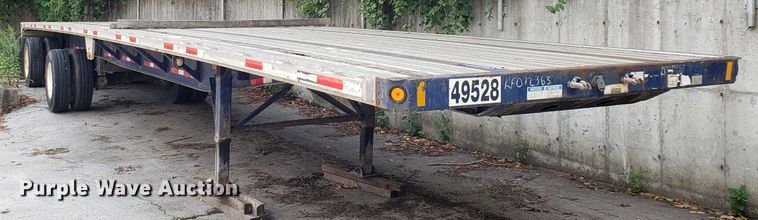 image for item IC9916 2006 Fontaine  flatbed trailer