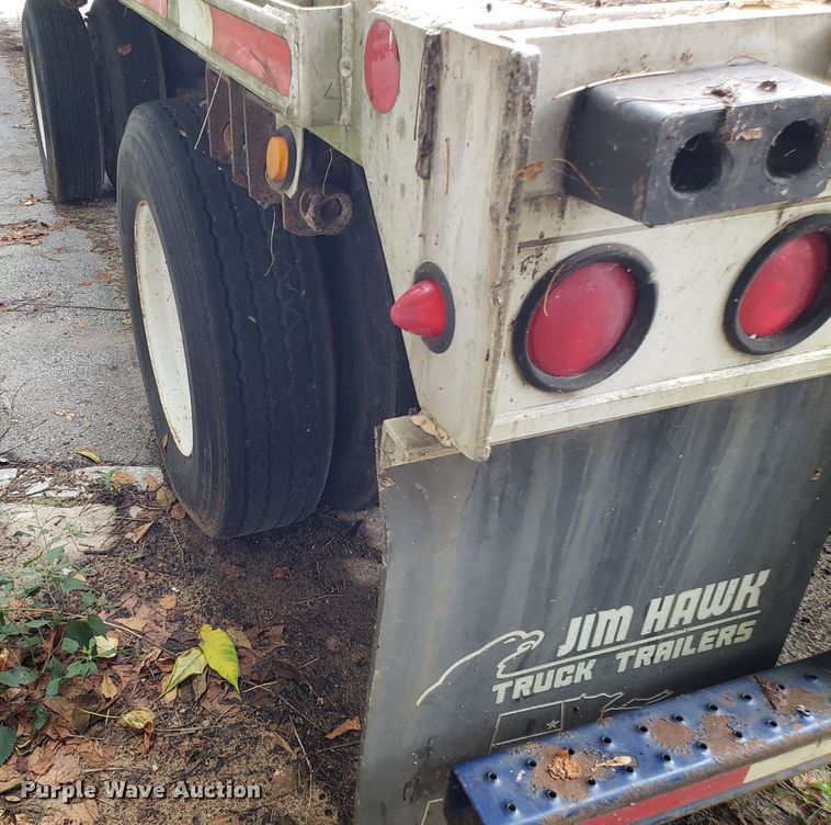 image for item IC9916 2006 Fontaine  flatbed trailer