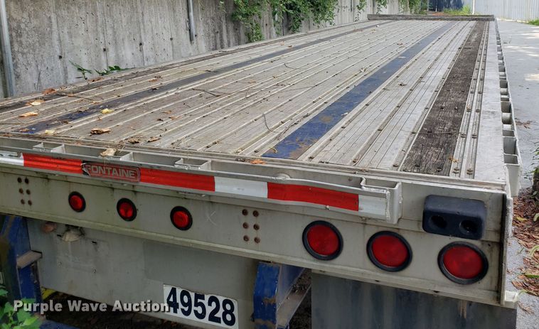 image for item IC9916 2006 Fontaine  flatbed trailer
