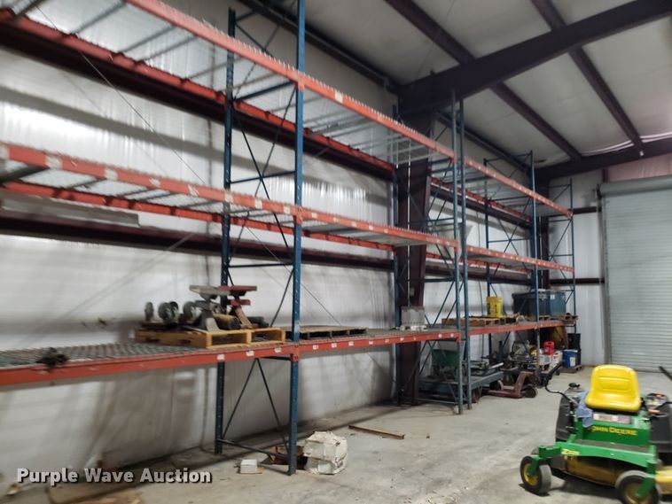 image for item IC9918 Pallet racking