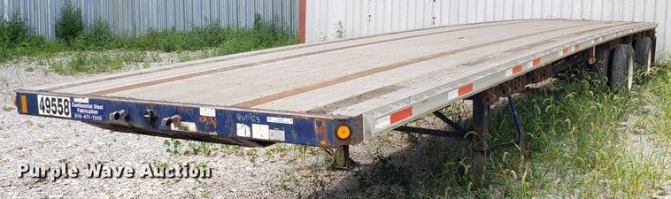 image for item IC9930 2006 Fontaine  flatbed trailer