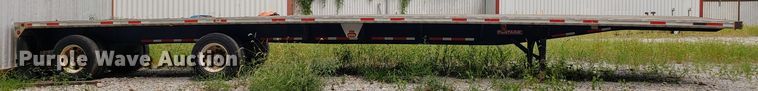 image for item IC9930 2006 Fontaine  flatbed trailer