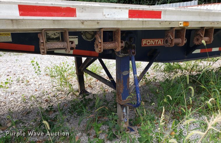 image for item IC9930 2006 Fontaine  flatbed trailer