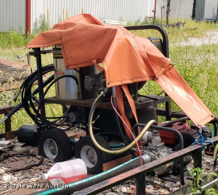 image for item IC9931 Karcher steam cleaner