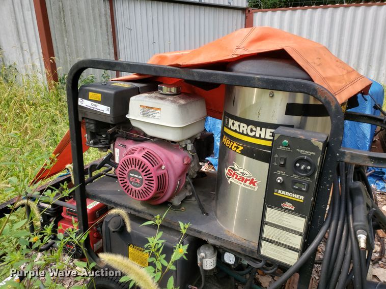 image for item IC9931 Karcher steam cleaner