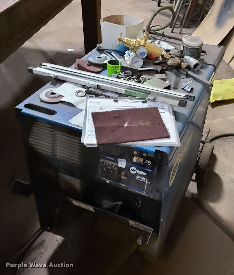 image for item IU9338 Welding station