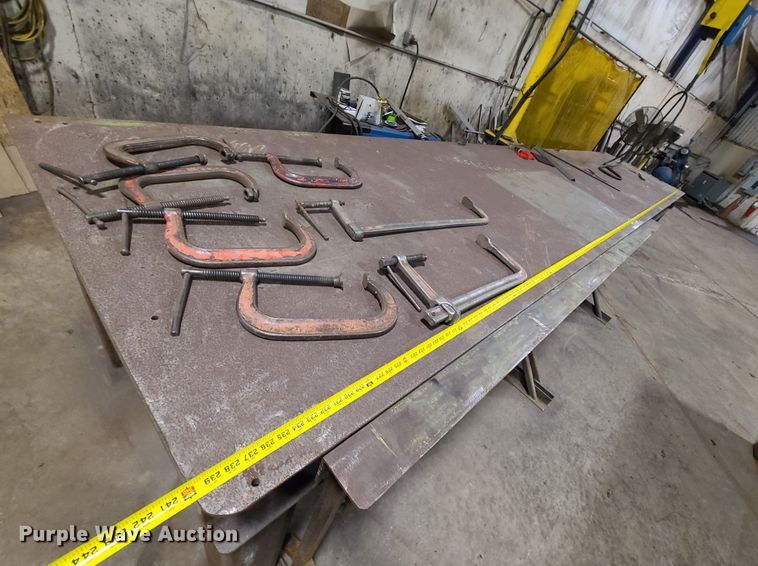 image for item IU9338 Welding station