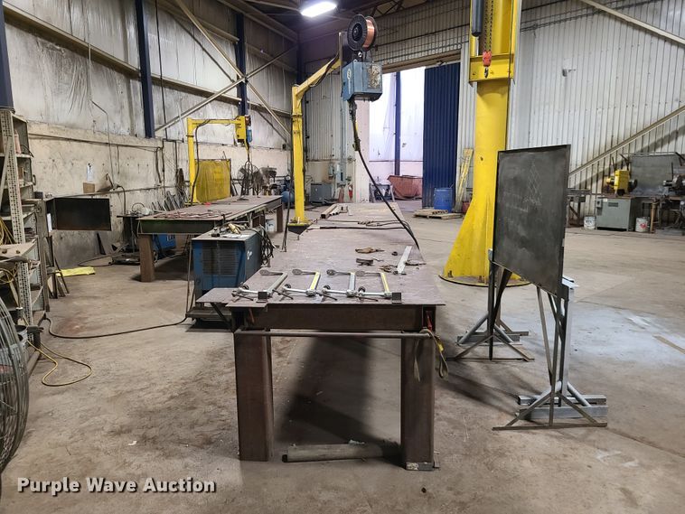 image for item IU9339 Welding station