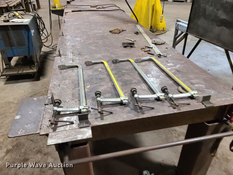 image for item IU9339 Welding station