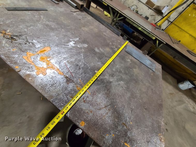 image for item IU9339 Welding station