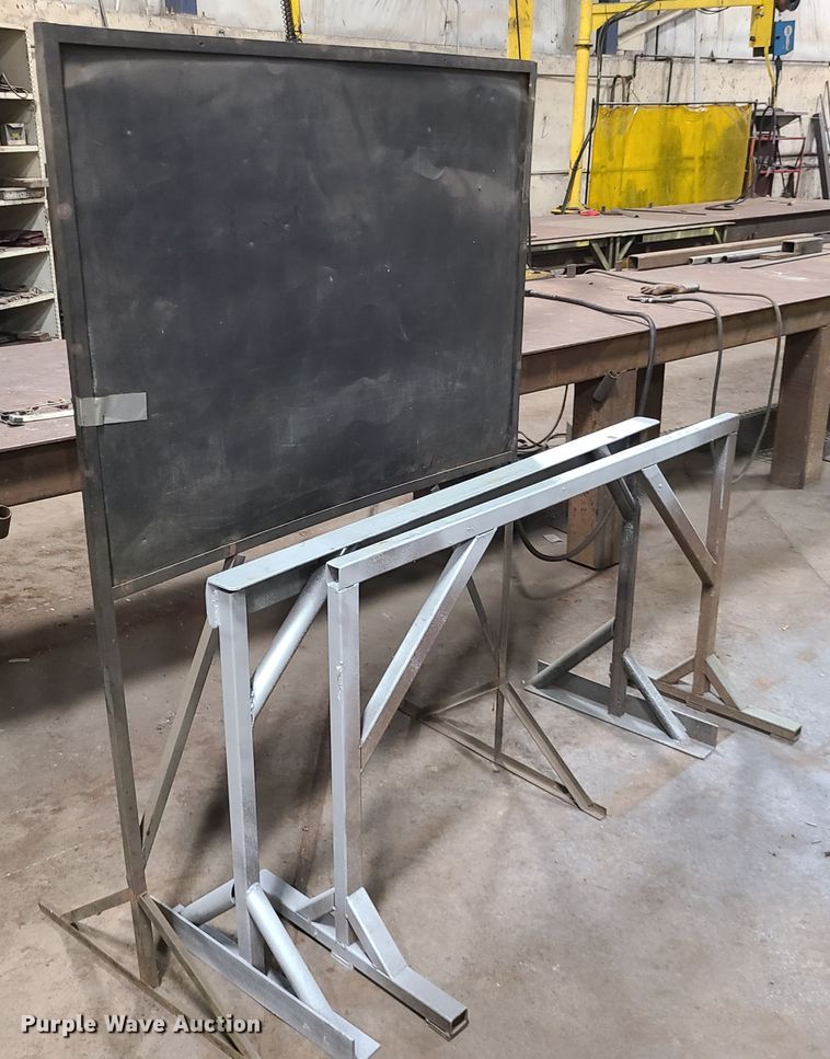 image for item IU9339 Welding station