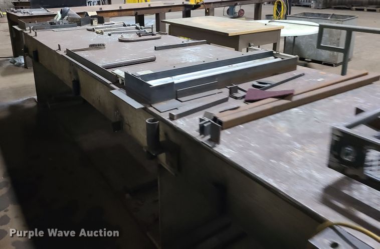 image for item IU9341 Welding station