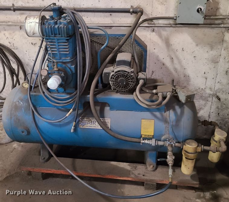 image for item IU9342 Quincy 325 air compressor