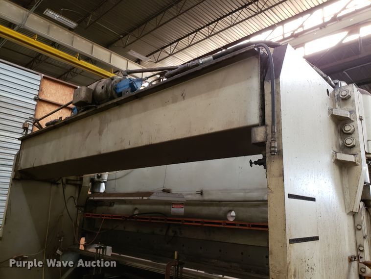 image for item IU9363 Pacific K400-16 hydraulic sheet metal brake