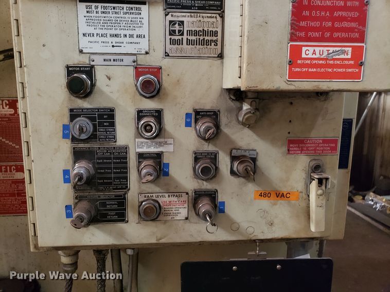 image for item IU9363 Pacific K400-16 hydraulic sheet metal brake