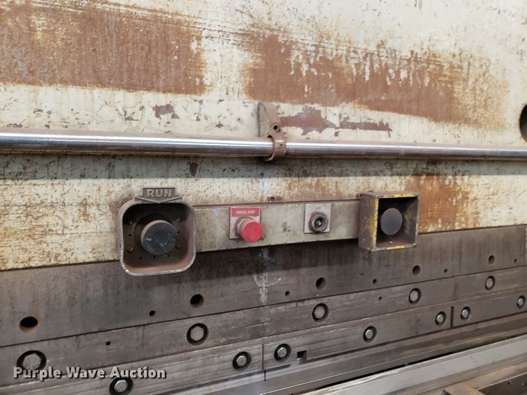 image for item IU9363 Pacific K400-16 hydraulic sheet metal brake