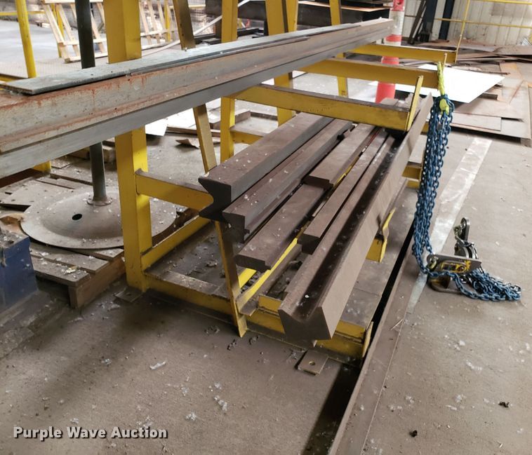 image for item IU9363 Pacific K400-16 hydraulic sheet metal brake