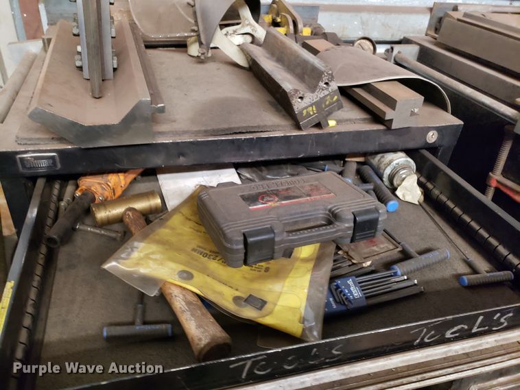 image for item IU9363 Pacific K400-16 hydraulic sheet metal brake