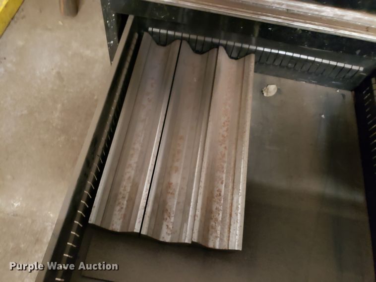 image for item IU9363 Pacific K400-16 hydraulic sheet metal brake