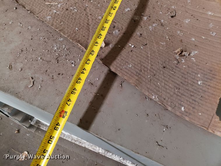 image for item IU9365 Steel table