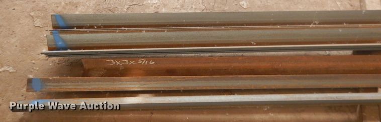 image for item IU9400 (17) pieces of angle iron