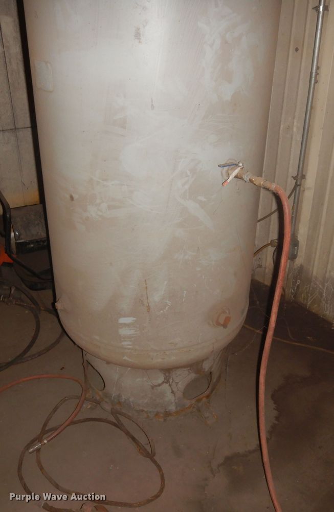 image for item KU9217 2016 Gardner Denver L15-22A air compressor system