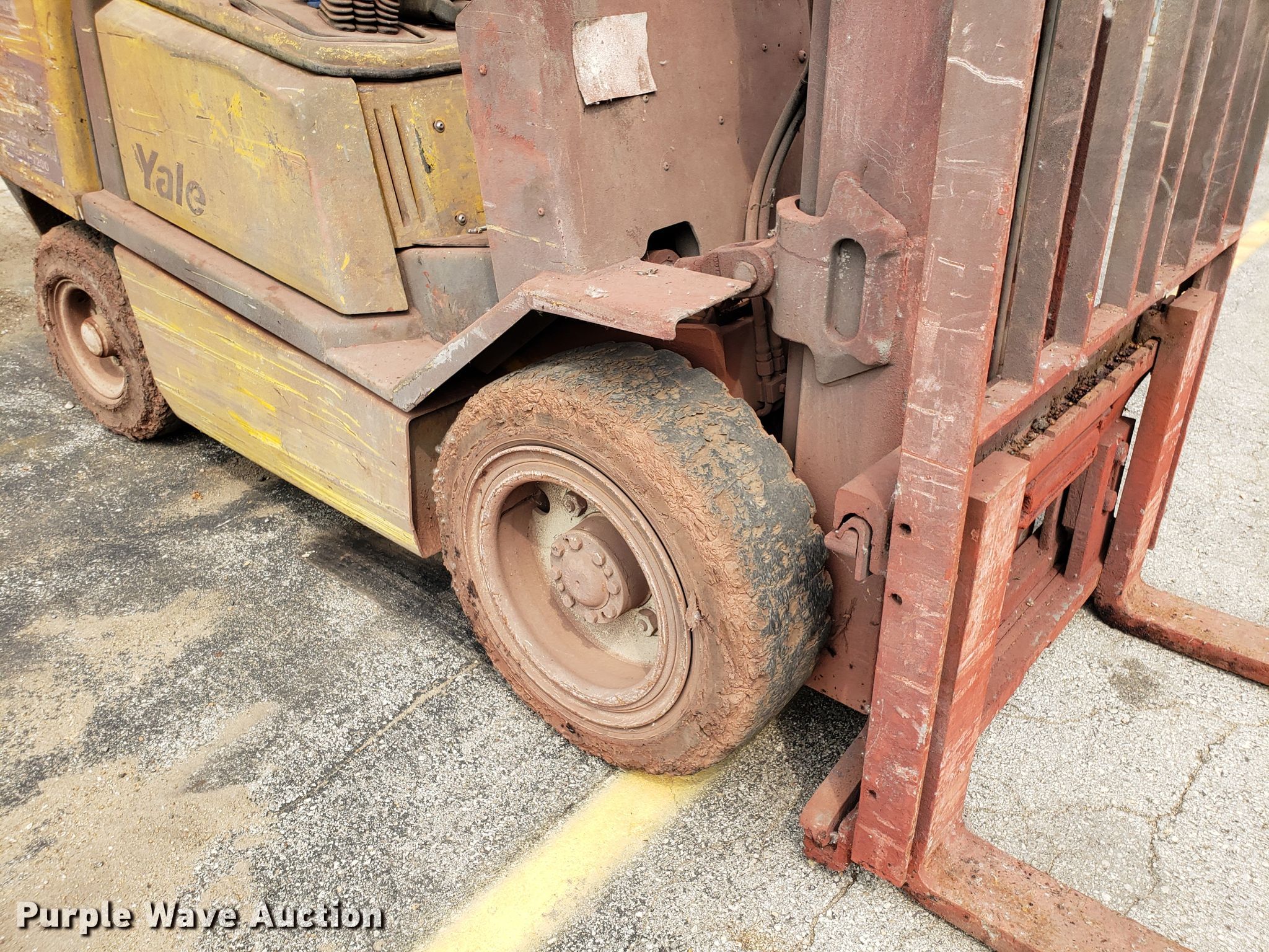 Yale GP060ZGE86 forklift in Kansas City, MO Item IC9942 sold Purple