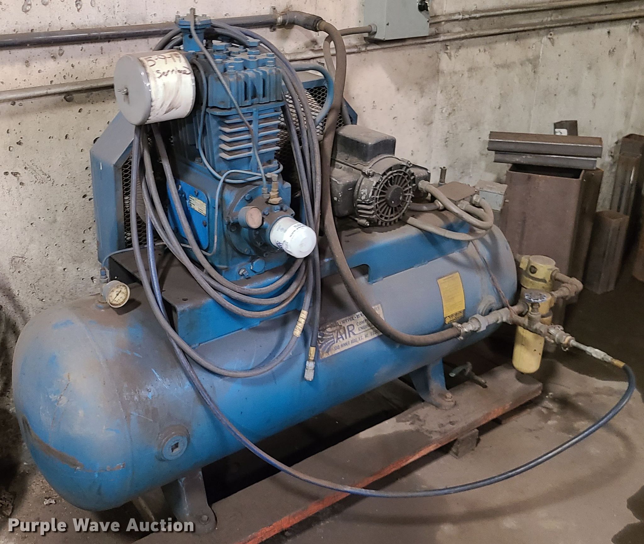 Quincy 325 air compressor in Kansas City, MO Item IU9342 sold