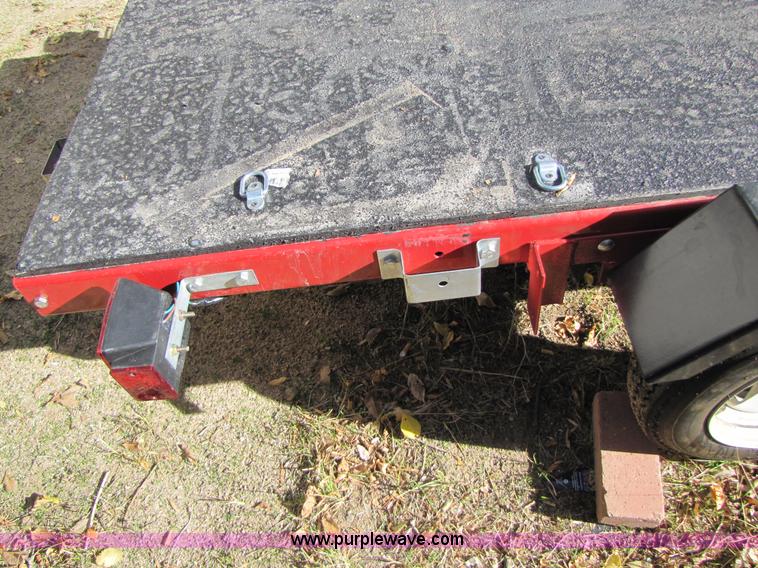image for item 2005 Utility trailer