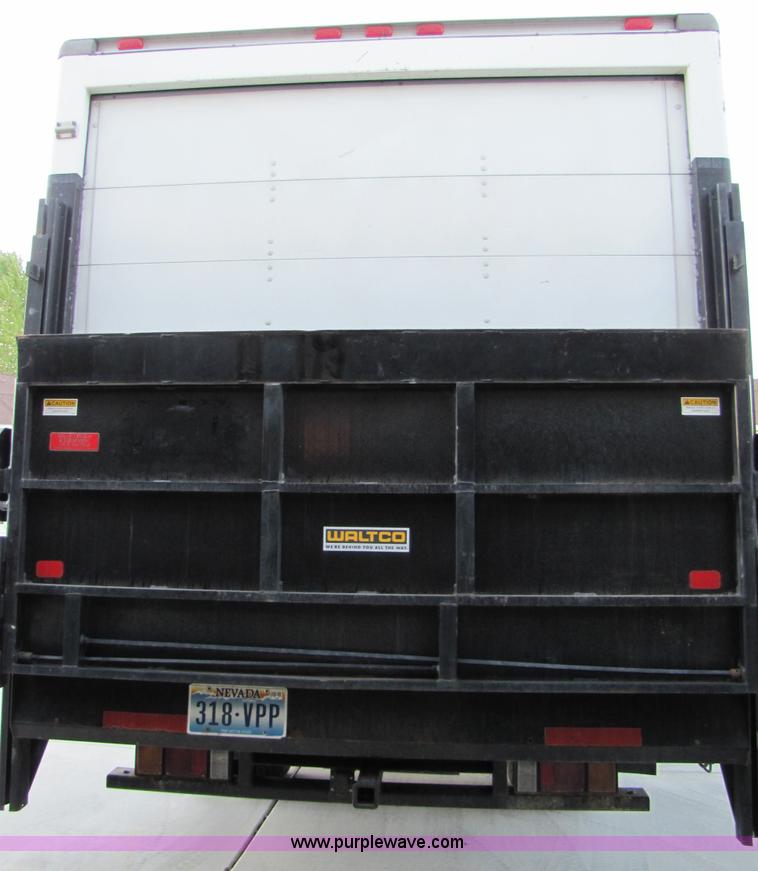 image for item 2007 2002 Isuzu NPR box truck