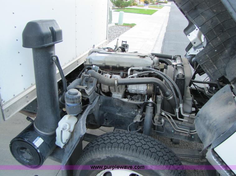 image for item 2007 2002 Isuzu NPR box truck