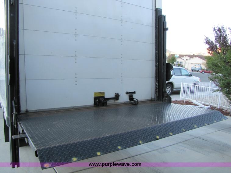 image for item 2007 2002 Isuzu NPR box truck