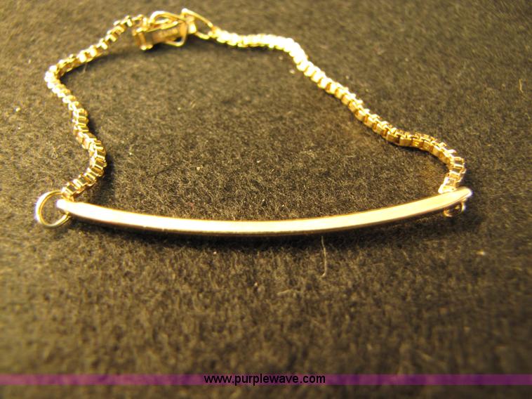 image for item 2753 Assorted jewelry