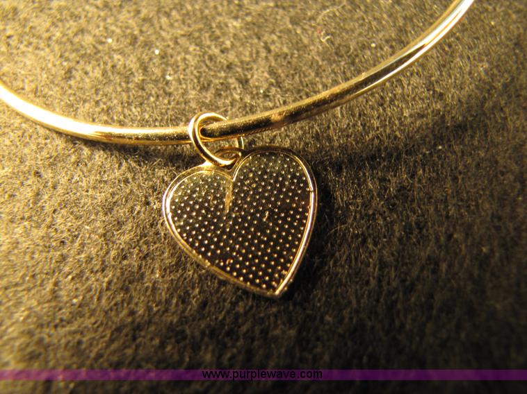 image for item 2753 Assorted jewelry