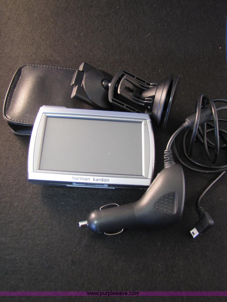 image for item 2764 Harmon Kardon GPS