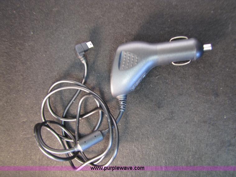 image for item 2764 Harmon Kardon GPS