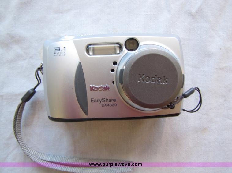 image for item 3404 Kodak DX4330 Camera