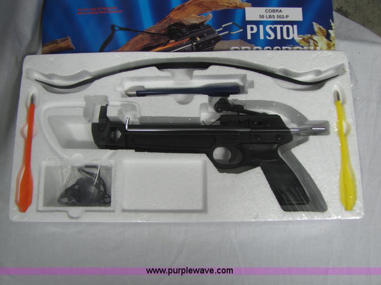 image for item 3581 Cobra Pistol Crossbow with four arrows