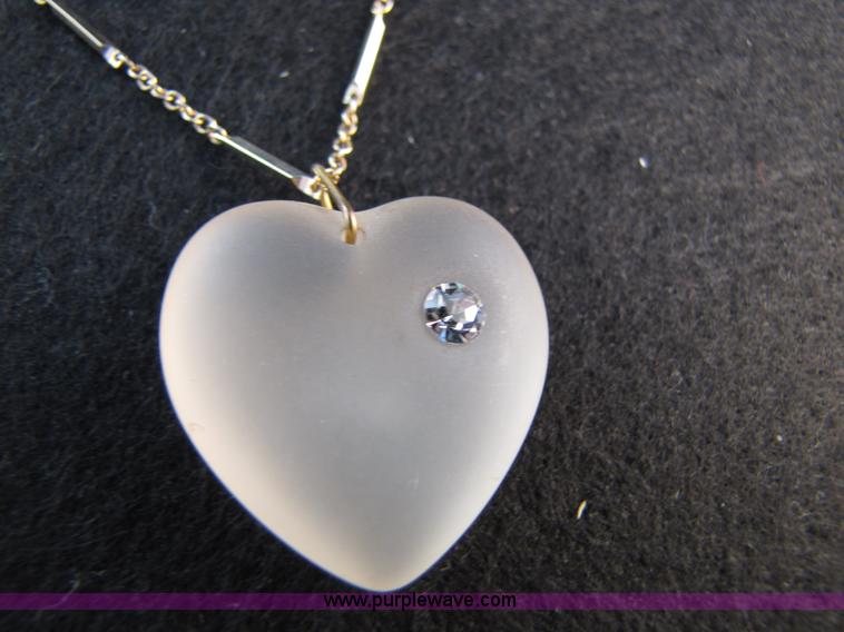 image for item 3590 Assorted jewelry