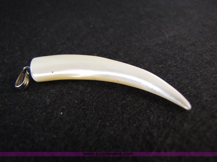 image for item 3595 Assorted jewelry