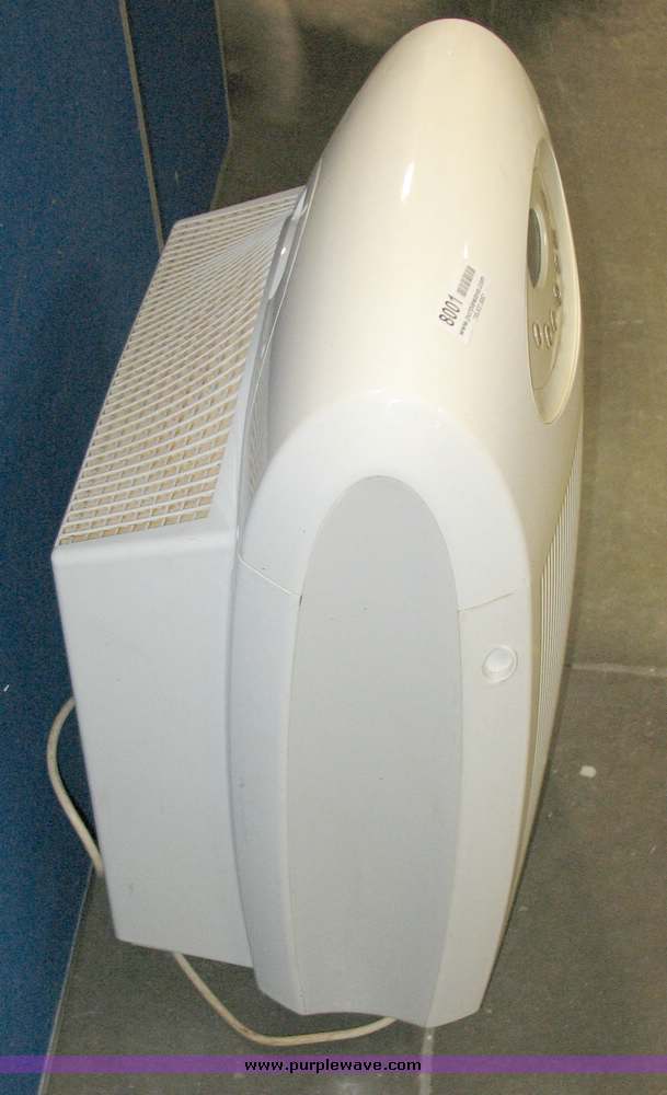 in MANHATTAN, KS Item 8001 sold Purple Wave