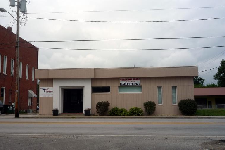 in KEARNEY, MO Item 1002 sold Purple Wave