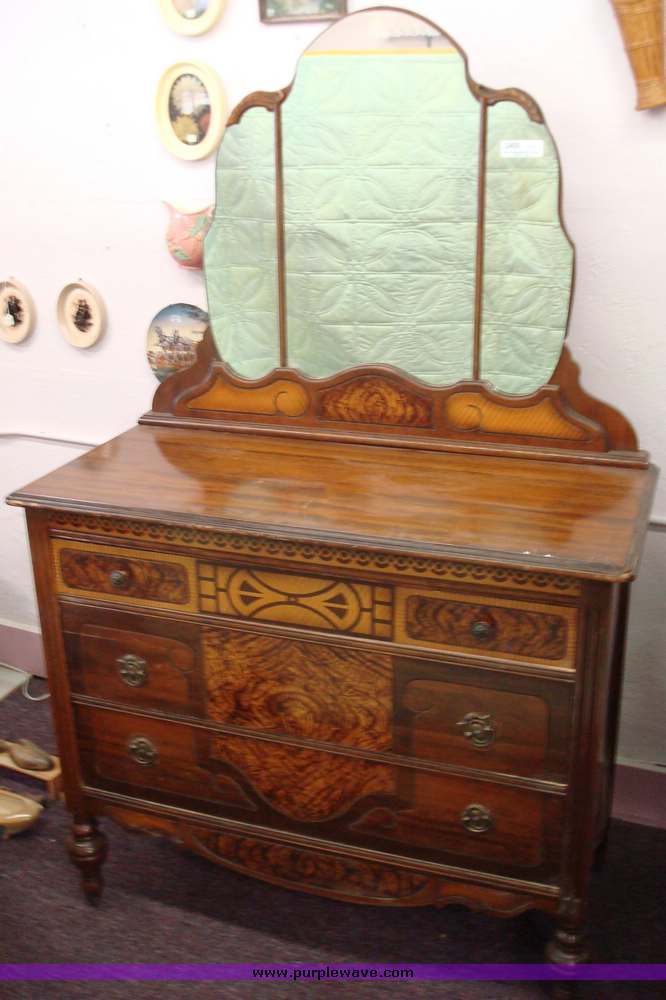 image for item 2400 