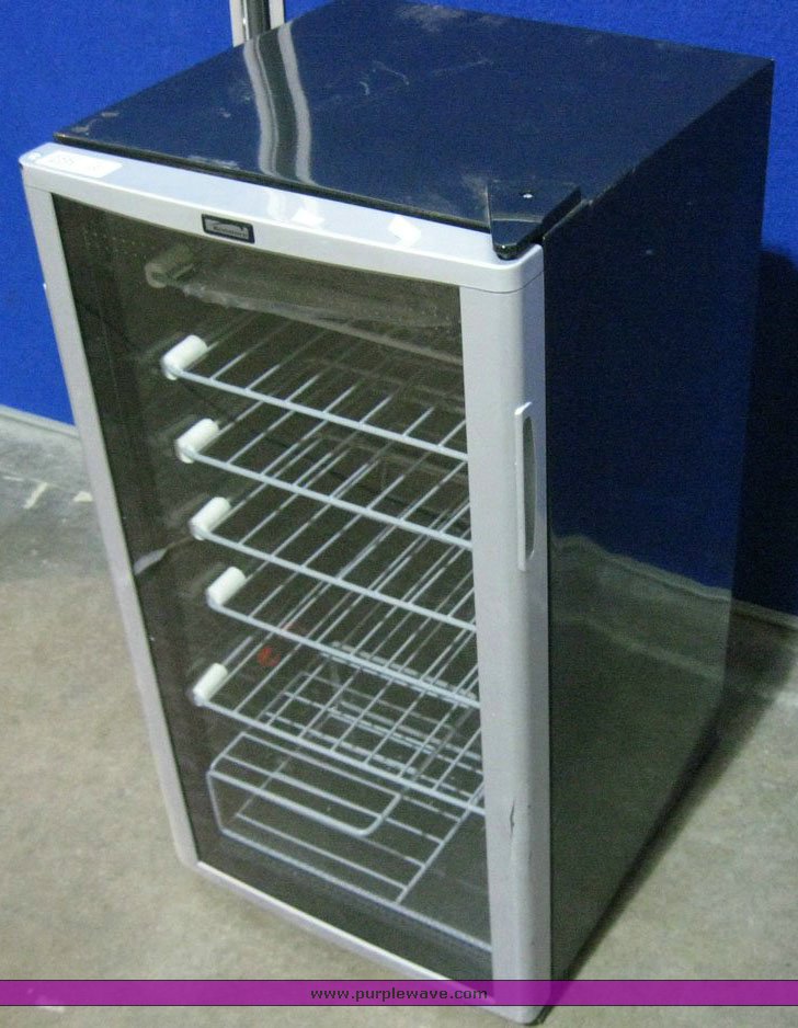 in MANHATTAN, KS Item 6982 sold Purple Wave